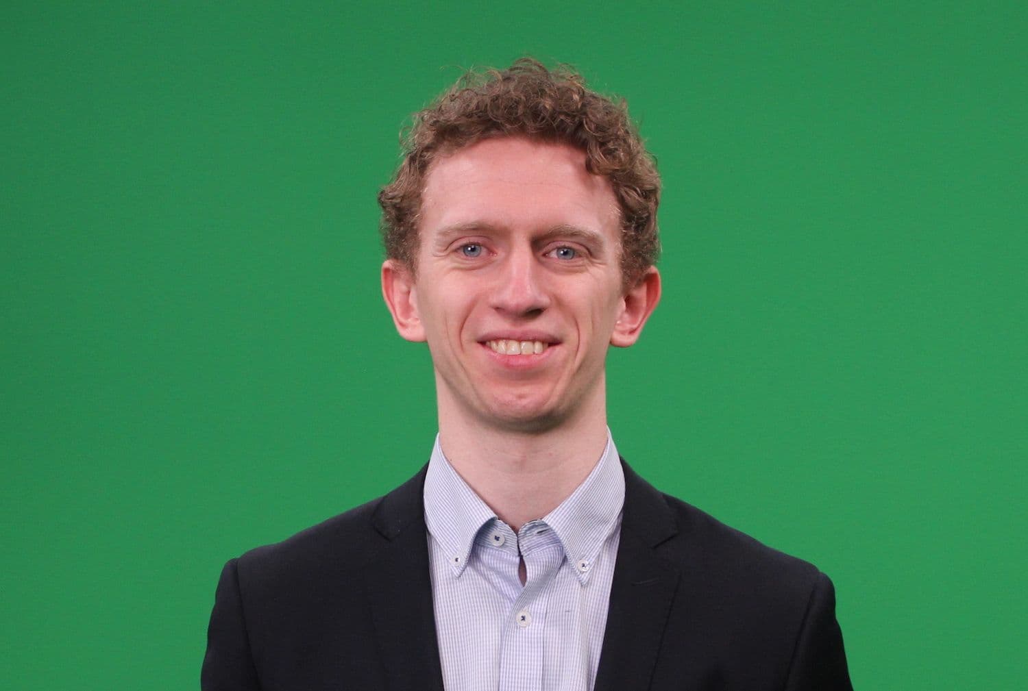 Andreas Falch Pettersen er ekspert i PowerPoint. Han mener det er lite som kreves for å gå fra OK til til IMPONERENDE. Foto: Videocation.no